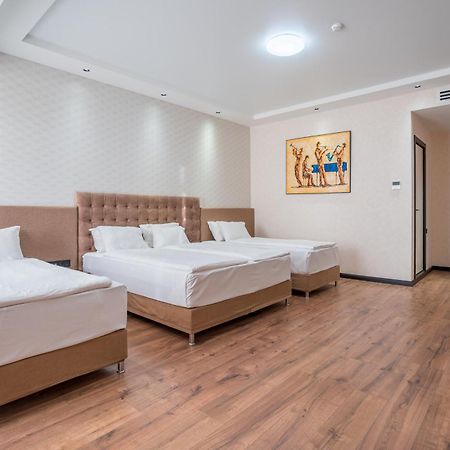 Olympus Hotel By Umbrella Tiflis Dış mekan fotoğraf
